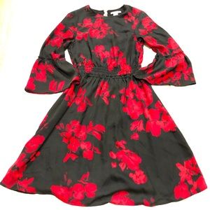 H&M mid-sleeve flare dress